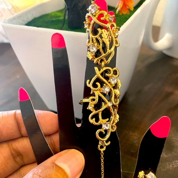 Two Finger ring join by a chain-size 19 - Picture 5 of 10